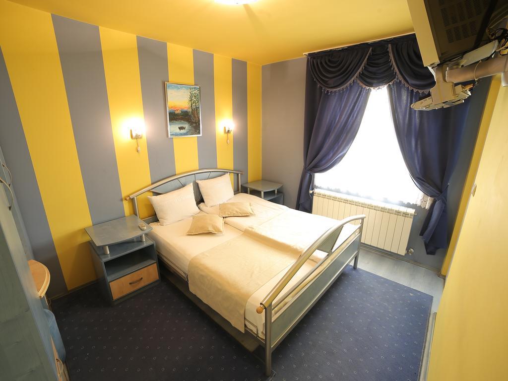 Hotel Zeneva Kragujevac Rom bilde