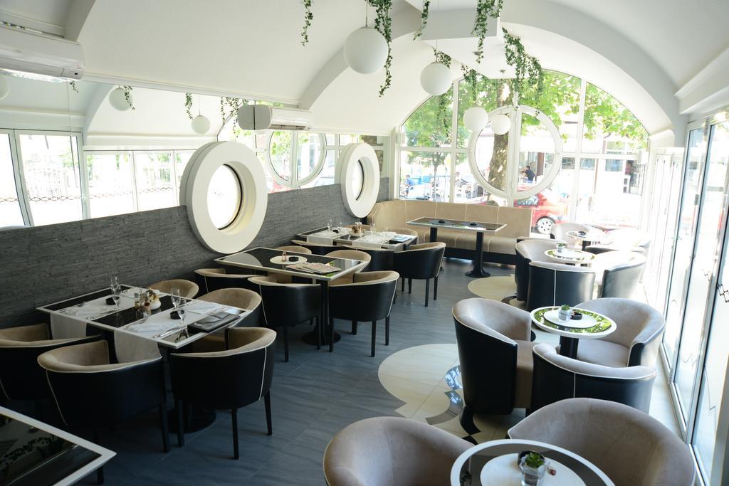 Hotel Zeneva Kragujevac Eksteriør bilde